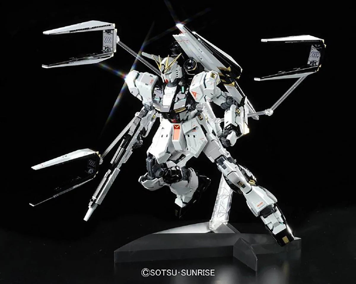 MG 1/100 Nu Gundam Ver.Ka [Titanium Finish]